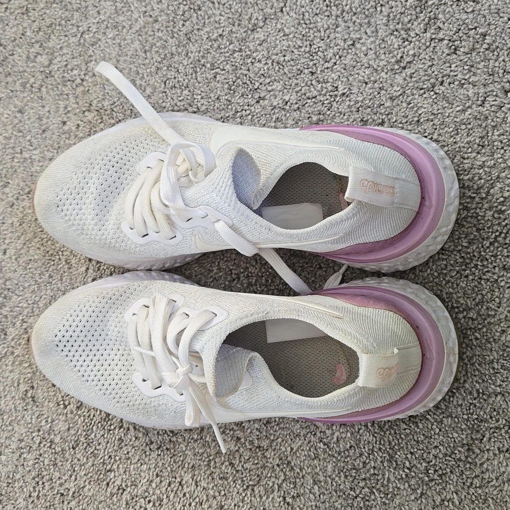 Nike Epic React sneakers